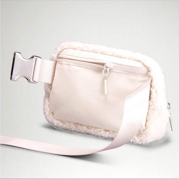 Lululemon Fleece Lunar New Year Everywhere Belt Bag Year of the Rabbit - Picture 4 of 9